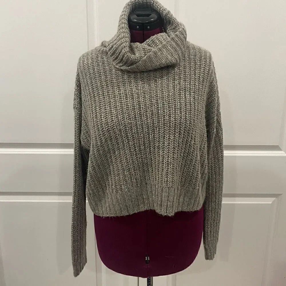 Aeropostale Bethany Mota Cowl Neck Sweater Size Large